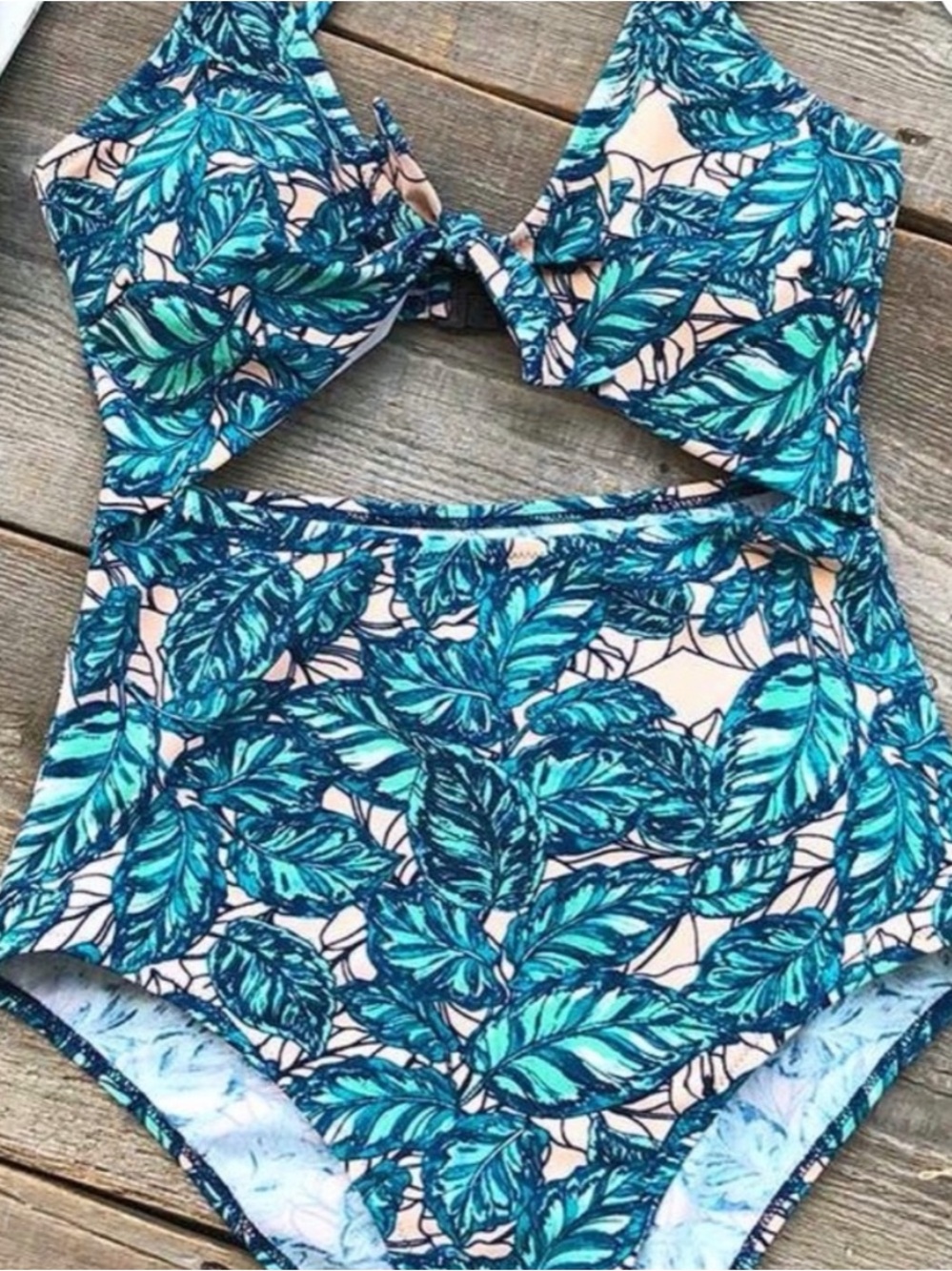 Cupshe Teal Leaf-Print One-Piece Swimsuit